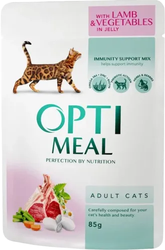 Wet food for adult cats with lamb and vegetables in jelly
